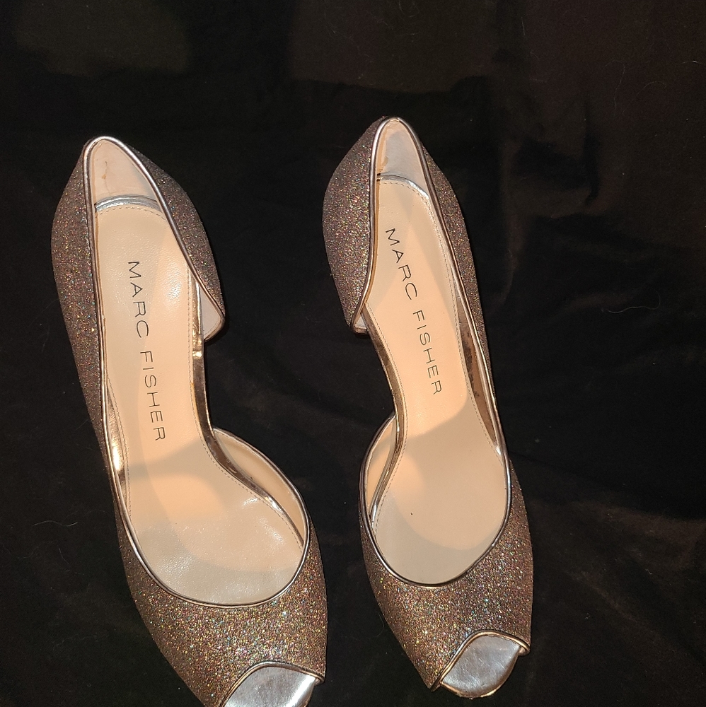 Marc Fisher 7.5 heels